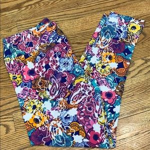 LuLaRoe Tall&Curvy Leggings